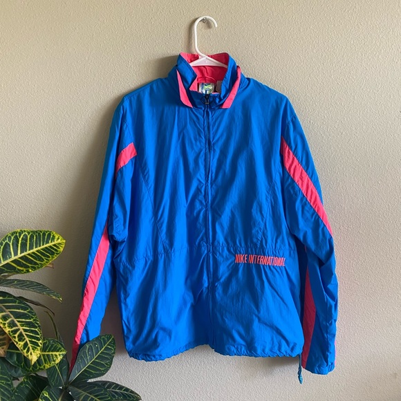 VTG Nike Windbreaker - Picture 1 of 13